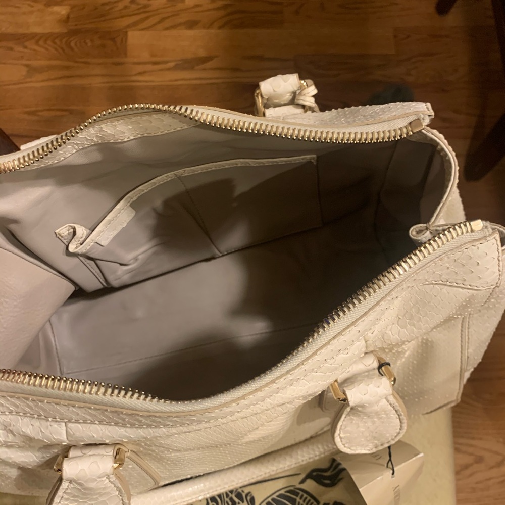 BURBERRY London Python Medium Gladstone Tote - image 9